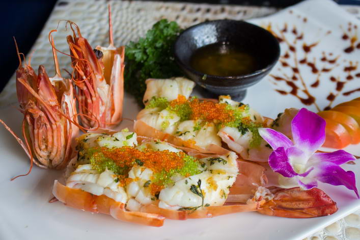 AP32. Double Giant Sea Prawns