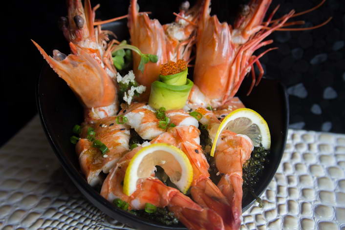 SAL5. Ebi salad